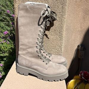 Lace-Up Women's Boots